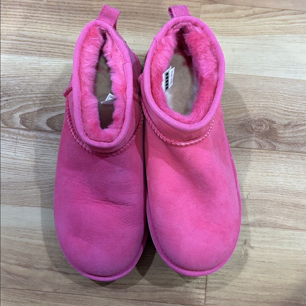 UGG pink Suede Fur-Lined Boots